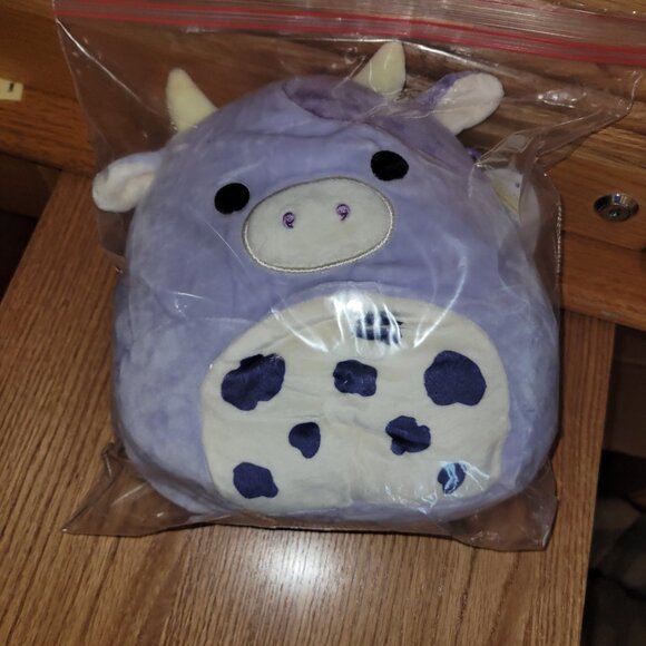 Squishmallows, Bubba the Cow - Picture 4 of 4